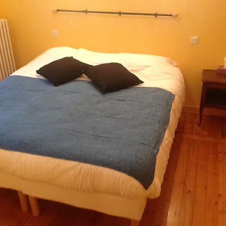 Hotel Le Beau Site Auvergne 2*